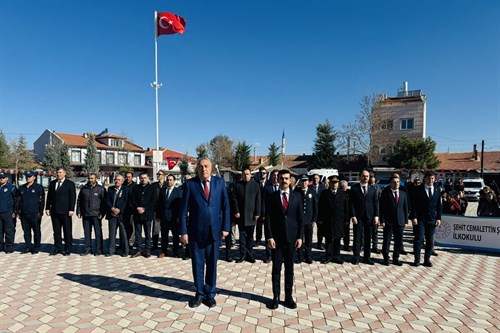 Kaymakamımız Sn. Muhammet ÇINARKA, 18 Mart Şehitleri Anma Günü ve Çanakkale Zaferinin 110. yıl dönümü münasebetiyle düzenlenen törene katıldı.